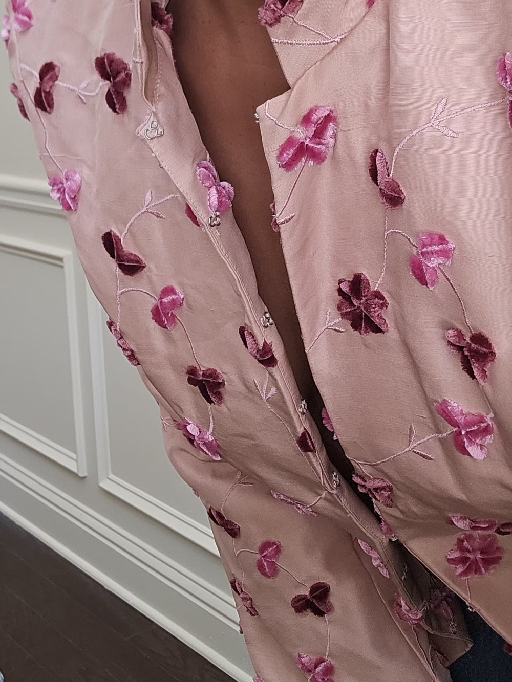 Pink Embroidered Floral Robe - Picture 4 of 7